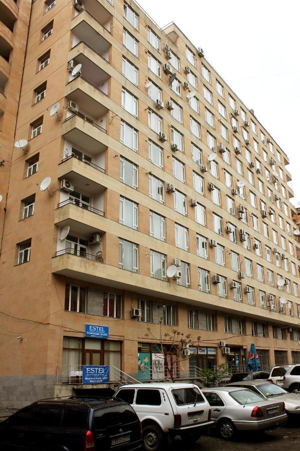 3 Bedroom Apartment In Homey Residence Yerevan Exterior photo